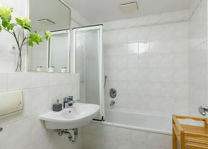 Apartment App- 48 Residenz Bellevue By Interhome